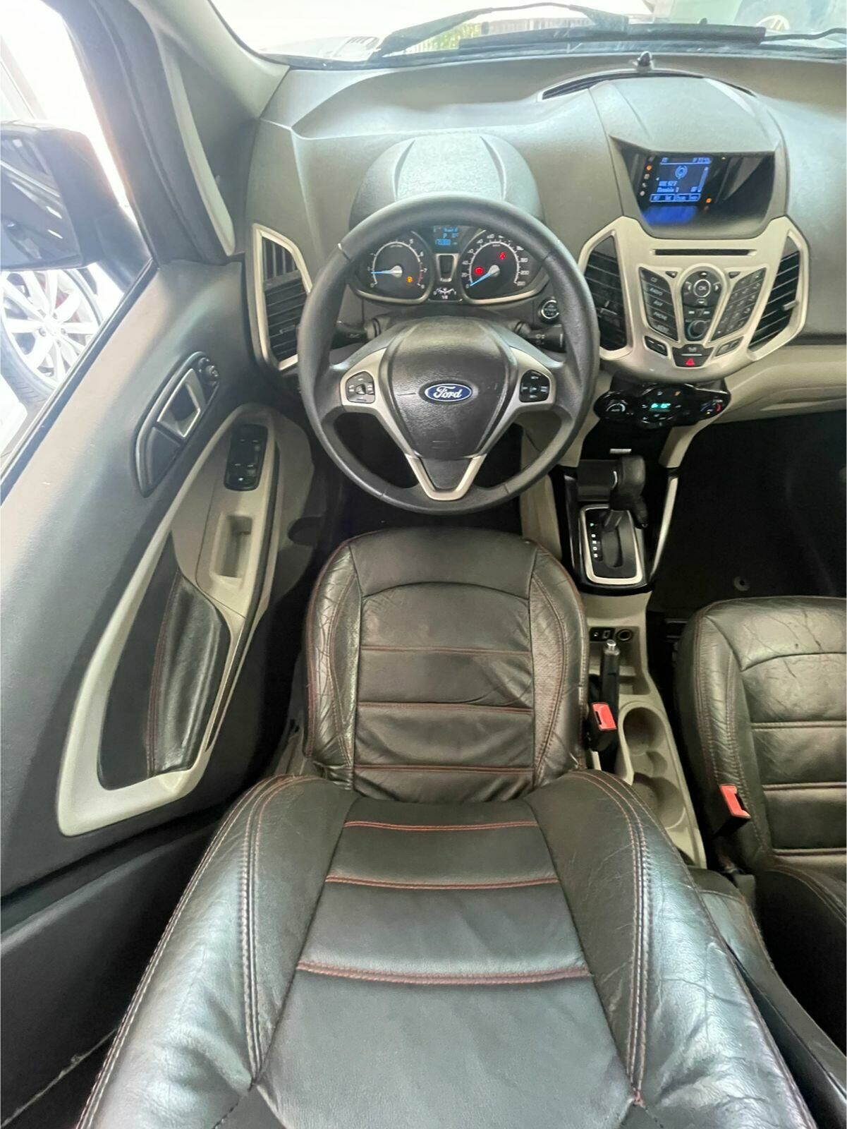 Imagem do veículo  FORD ECOSPORT 2.0 TITANIUM